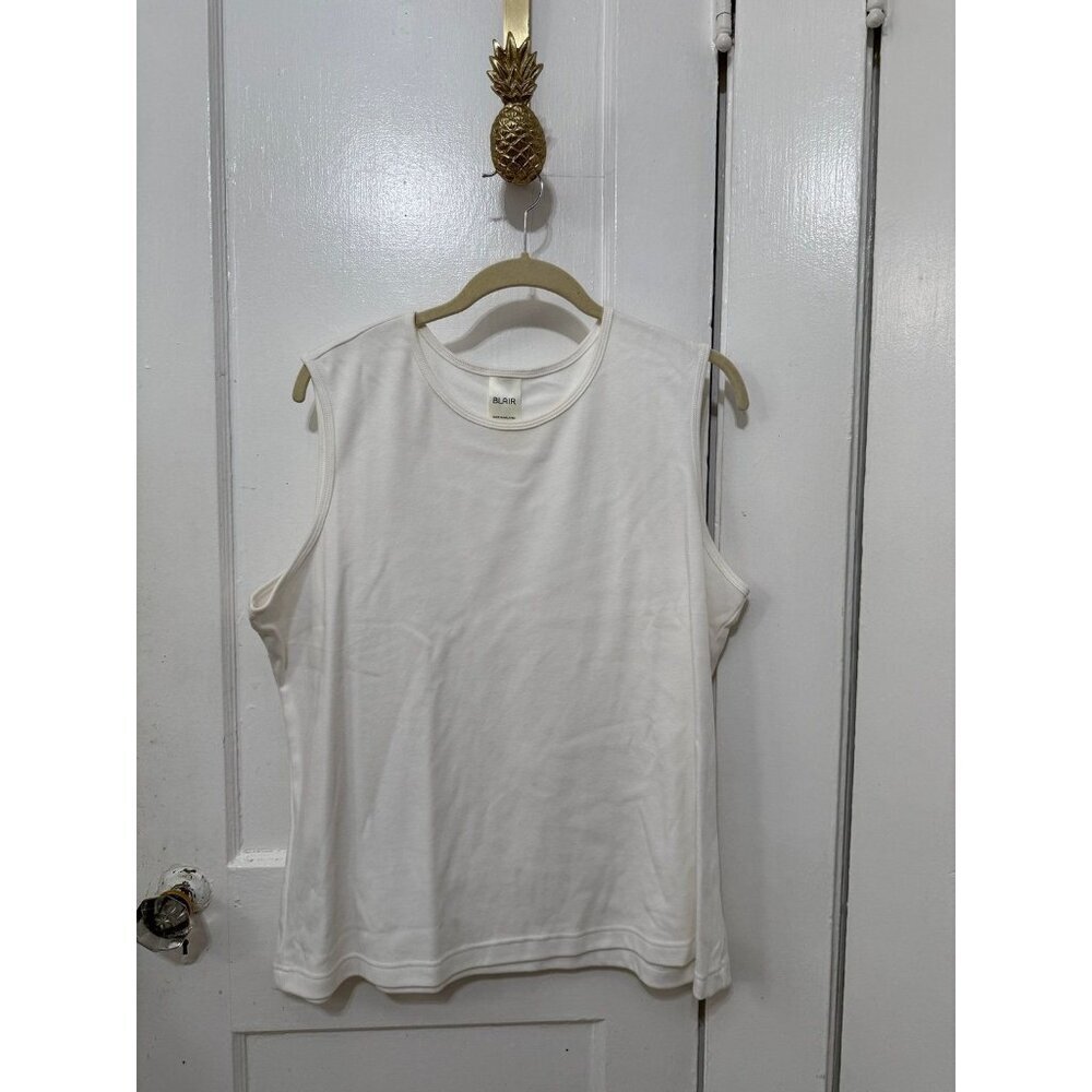 Blair women’s size x-large white cut out shoulder top